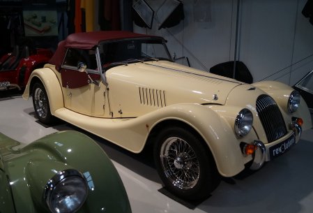 Morgan Plus 4