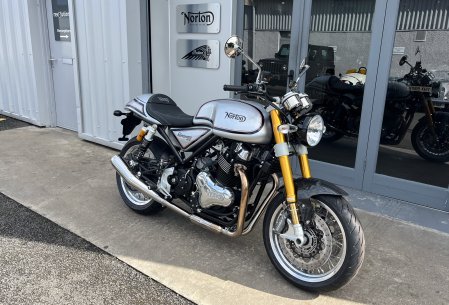 Norton Commando Sport 