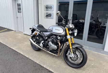 Norton Commando Sport S/B